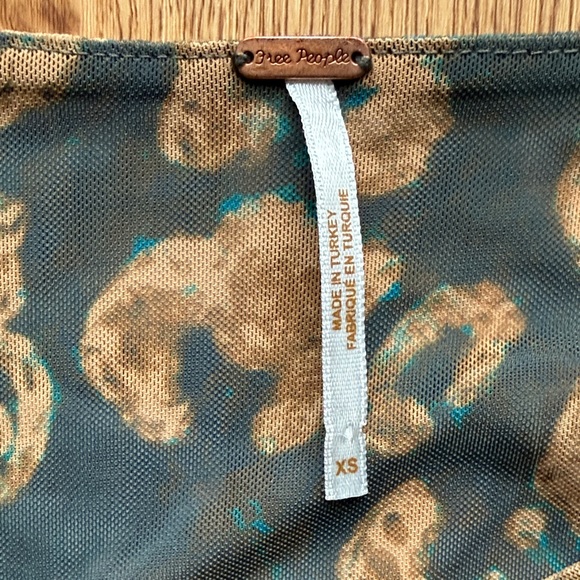 Free People Leopard Print Long Sleeve Top - Picture 2 of 7